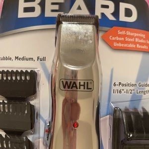 Wahl beard trimmer NWT